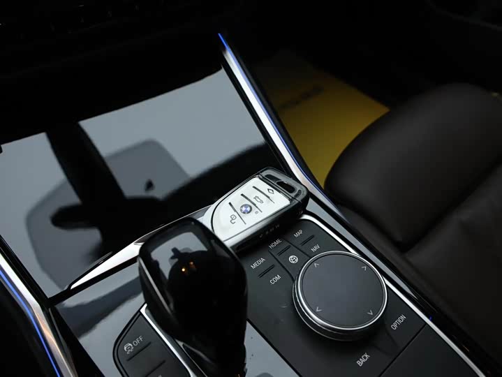 Фото 9 - BMW 3 Series