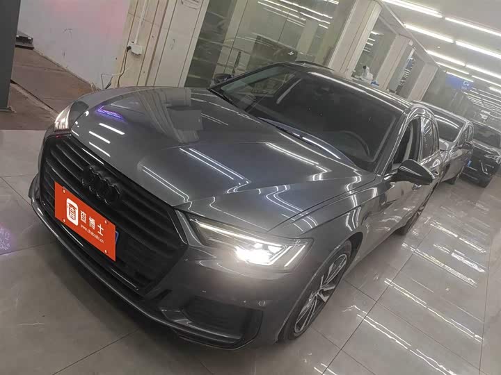 Фото 1 - Audi A6