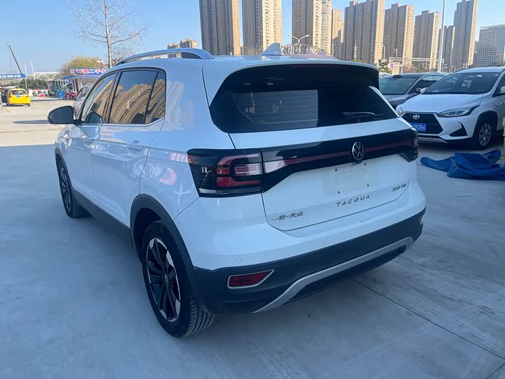 Фото 6 - Volkswagen Tacqua