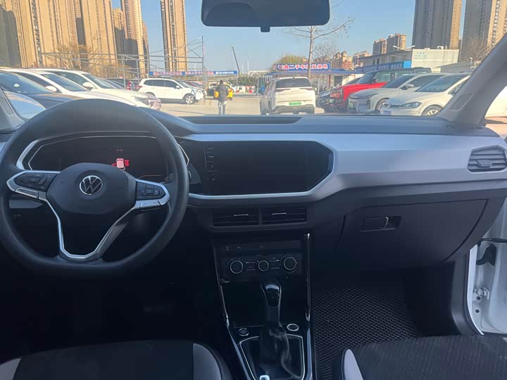 Фото 7 - Volkswagen Tacqua