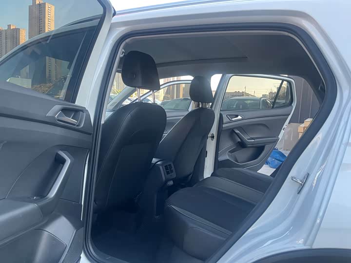 Фото 9 - Volkswagen Tacqua