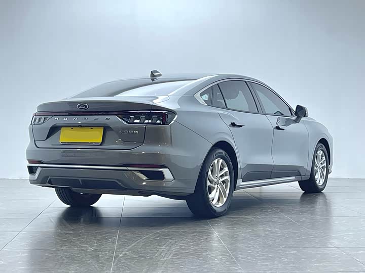 Фото 3 - Ford Mondeo