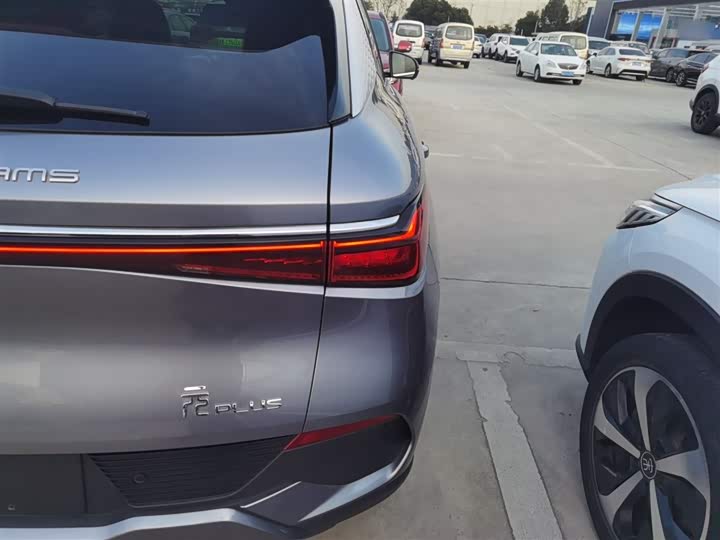 Фото 8 - BYD Yuan Plus