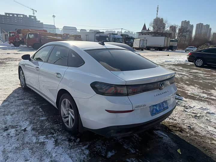 Фото 4 - Volkswagen Lamando L