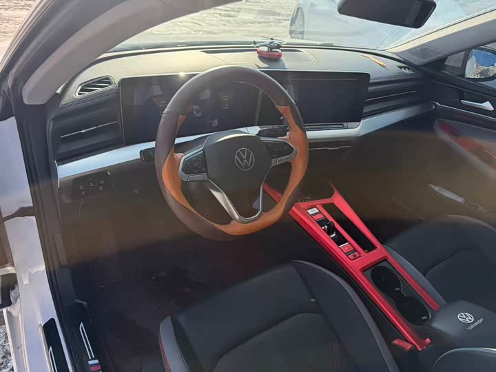 Фото 9 - Volkswagen Lamando L