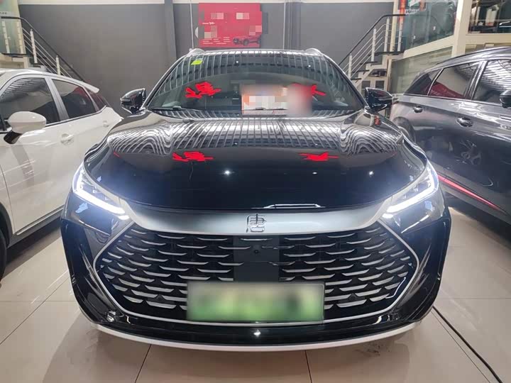 Фото 3 - BYD Tang Hybrid/EV