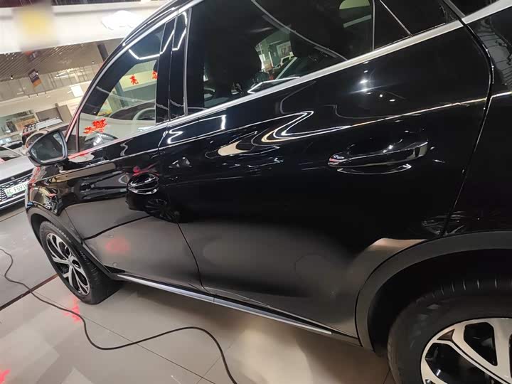 Фото 5 - BYD Tang Hybrid/EV