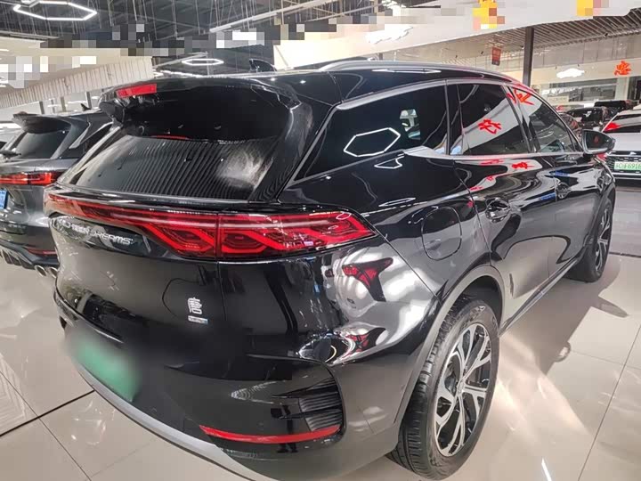 Фото 7 - BYD Tang Hybrid/EV