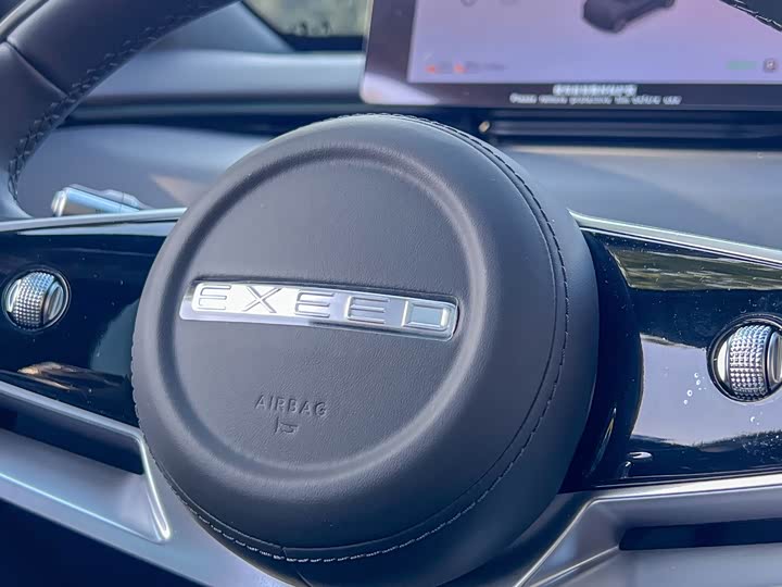 Фото 8 - Exeed Sterra ET