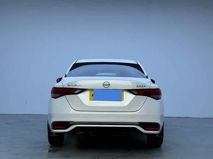 Фото 5 - Nissan Sylphy