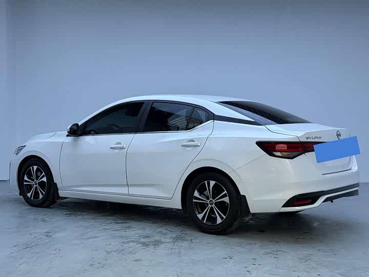 Фото 6 - Nissan Sylphy