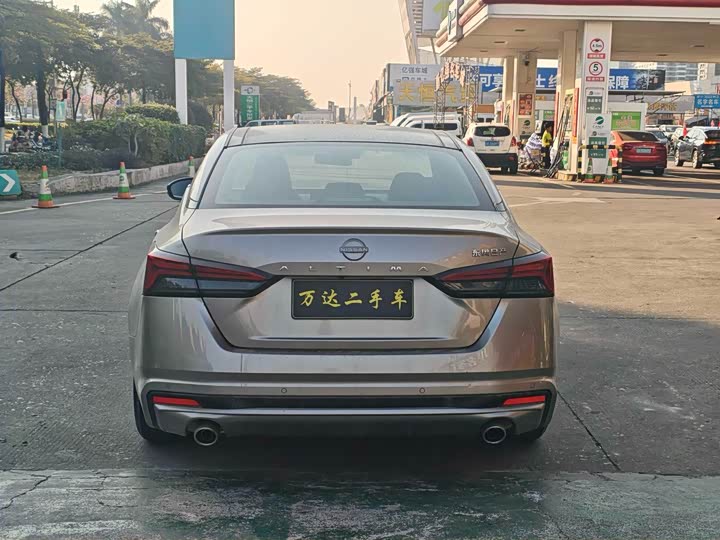 Фото 9 - Nissan Teana