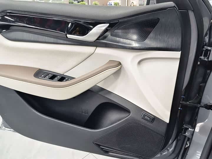 Фото 9 - BYD Qin Plus