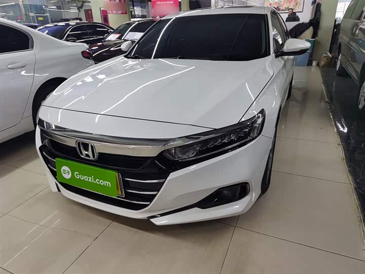 Фото 5 - Honda Accord