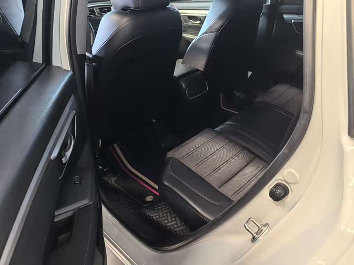 Фото 7 - Honda CR-V