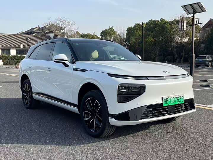 Фото 3 - XPeng G9