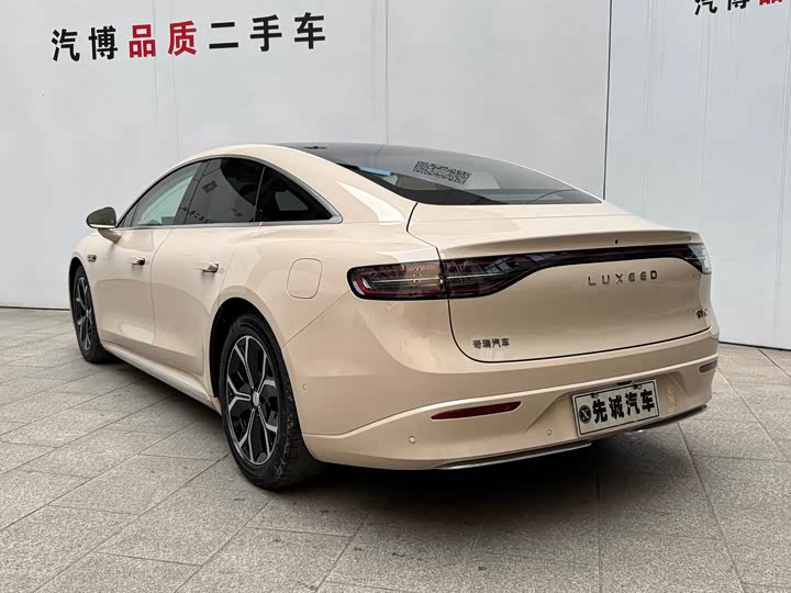 Фото 5 - Luxeed S7