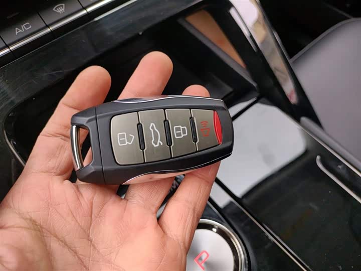 Фото 9 - Haval H6