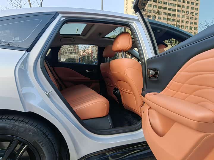 Фото 4 - GAC Aion RT