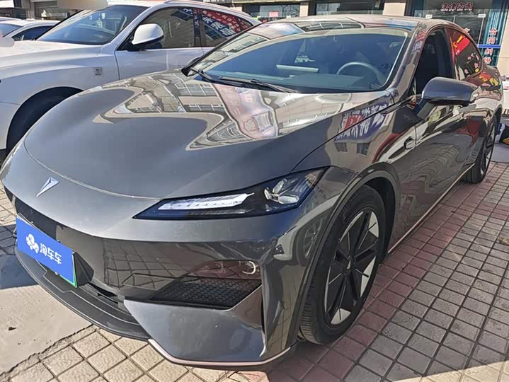 Фото 1 - Changan Deepal SL03