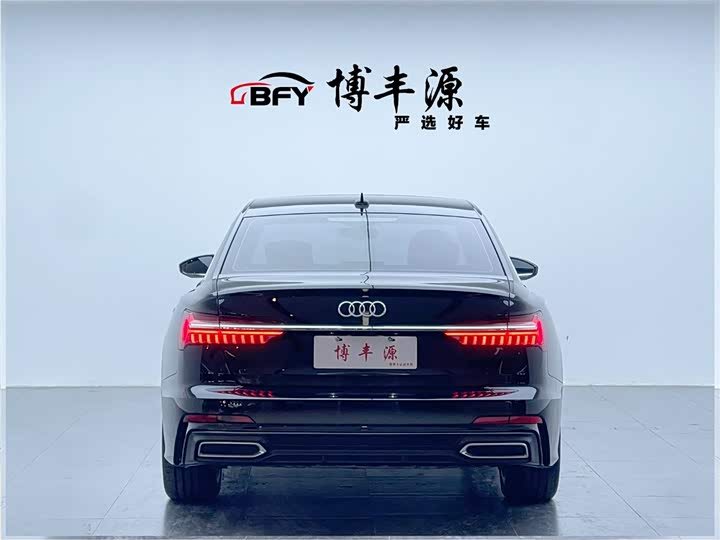 Фото 4 - Audi A6L