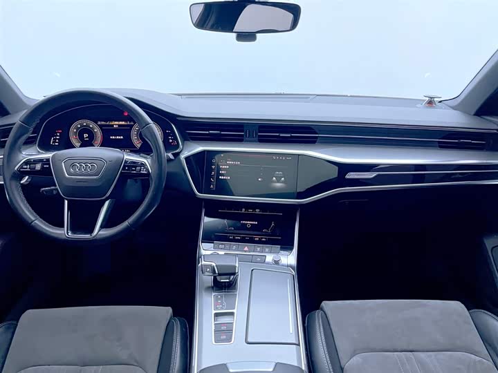Фото 7 - Audi A6L