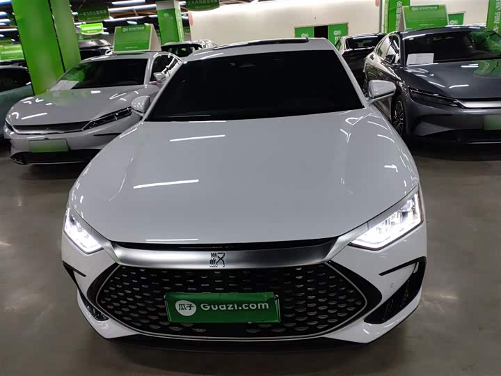 Фото 3 - BYD Han