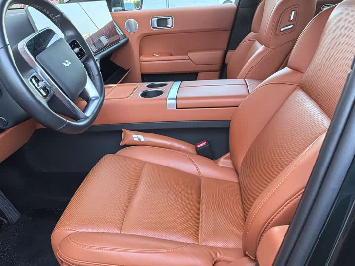 Фото 9 - LiXiang L7