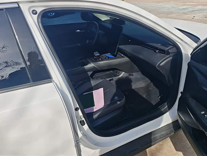 Фото 8 - Changan Eado Plus