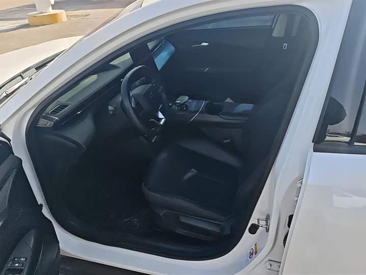 Фото 9 - Changan Eado Plus