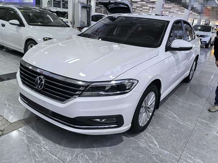 Фото 1 - Volkswagen Lavida