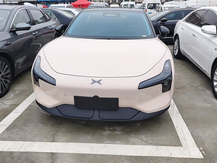 Фото 2 - XPeng Mona M03