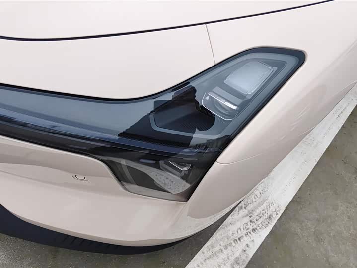 Фото 5 - XPeng Mona M03