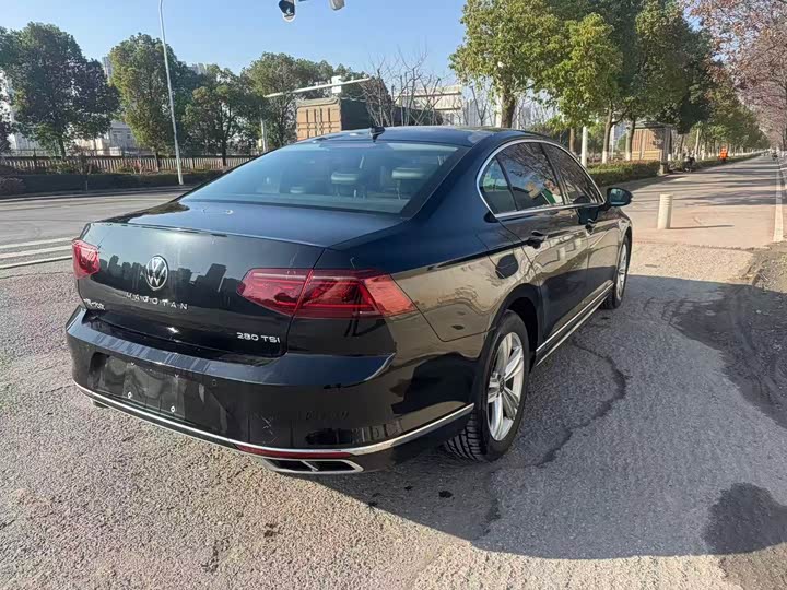 Фото 4 - Volkswagen Magotan