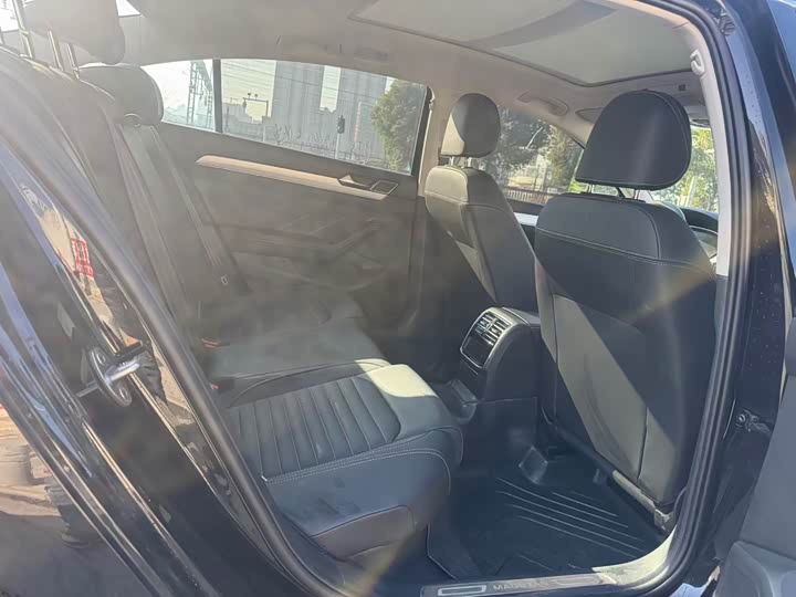 Фото 9 - Volkswagen Magotan