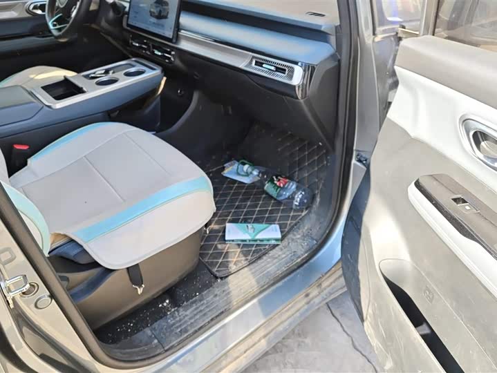 Фото 8 - GAC Aion Y