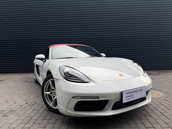 Фото 2 - Porsche 718