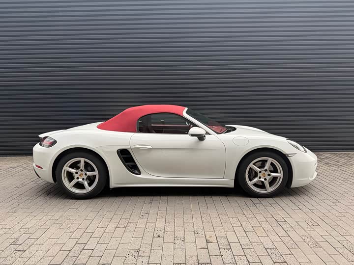 Фото 3 - Porsche 718
