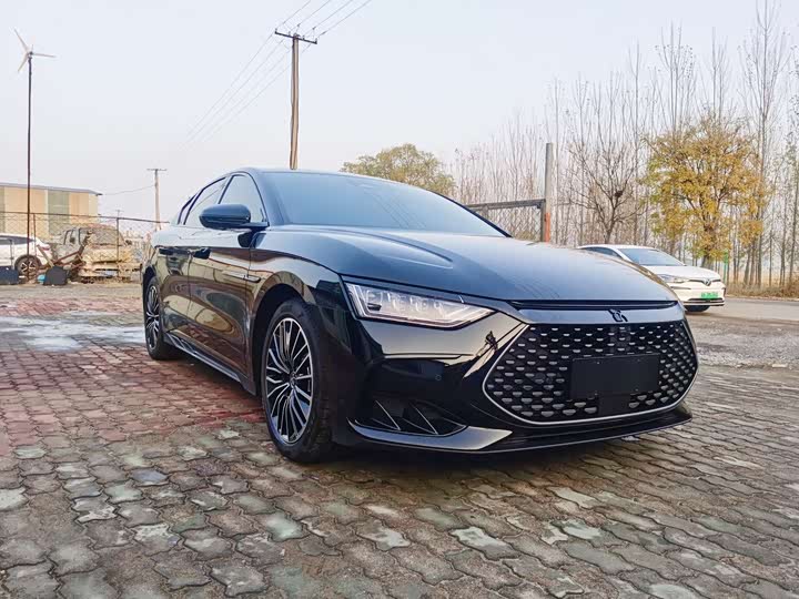 Фото 2 - BYD Han