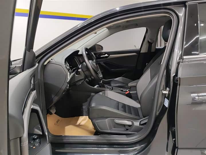 Фото 9 - Volkswagen Sagitar L