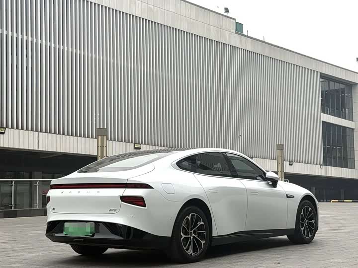 Фото 7 - XPeng P7