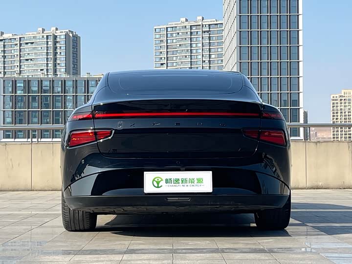 Фото 4 - XPeng P7