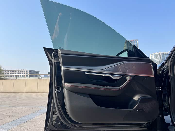 Фото 8 - XPeng P7