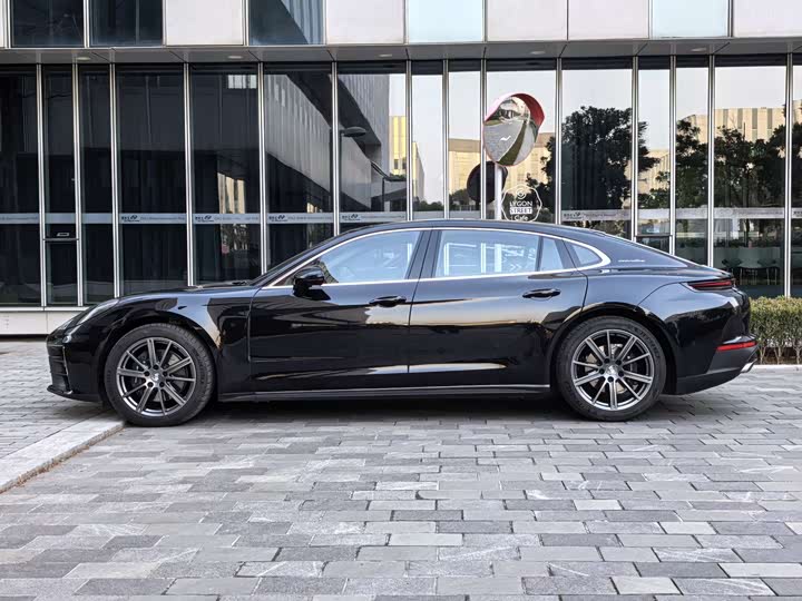 Фото 6 - Porsche Panamera