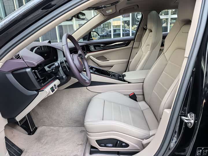 Фото 8 - Porsche Panamera