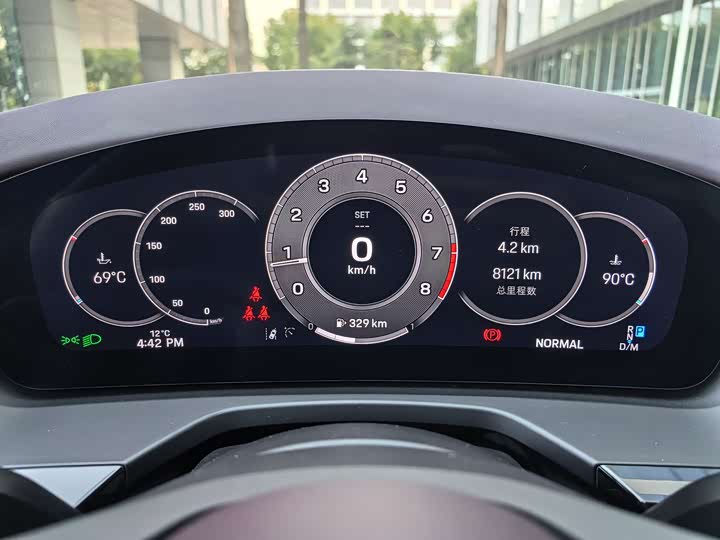 Фото 9 - Porsche Panamera