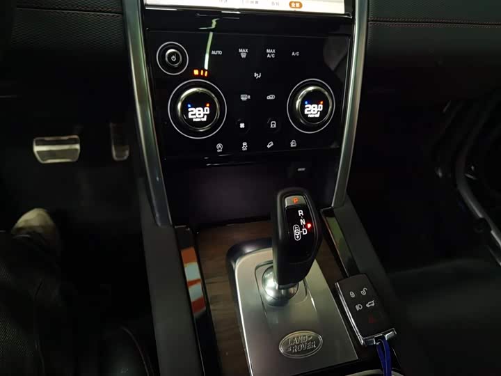 Фото 7 - Land Rover Discovery Sport