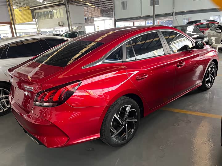 Фото 9 - MG Motor 5