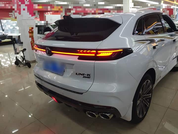 Фото 6 - Changan UNI-K