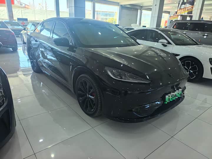 Фото 2 - BAIC Arcfox Alpha S